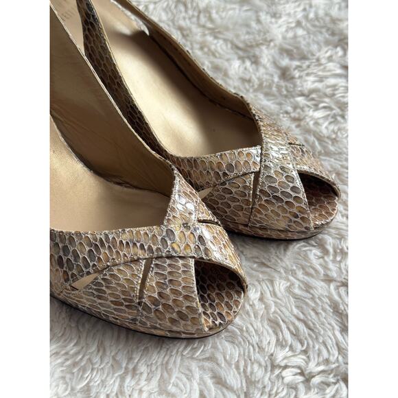 Stuart Weitzman Sz 7 Peeptoe Mushroom Crystal Slingback Snakeskin Pumps Heels - Picture 2 of 9